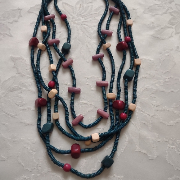 Five layer rondelles green red pink various shapes wooden necklace - Picture 7 of 10